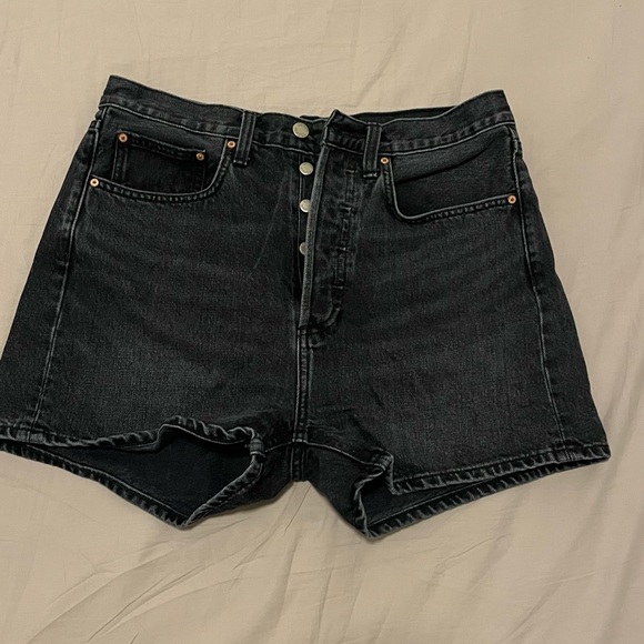 Denim Forum Joni Loose Short - Picture 5 of 5